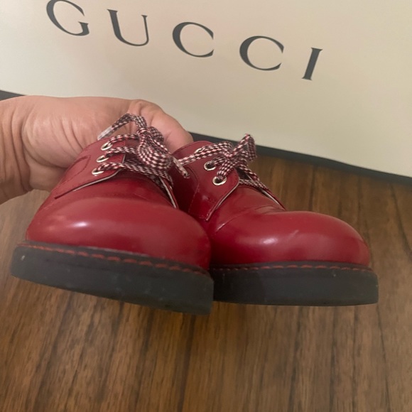 Toddler Boy Red Gucci - Picture 3 of 5
